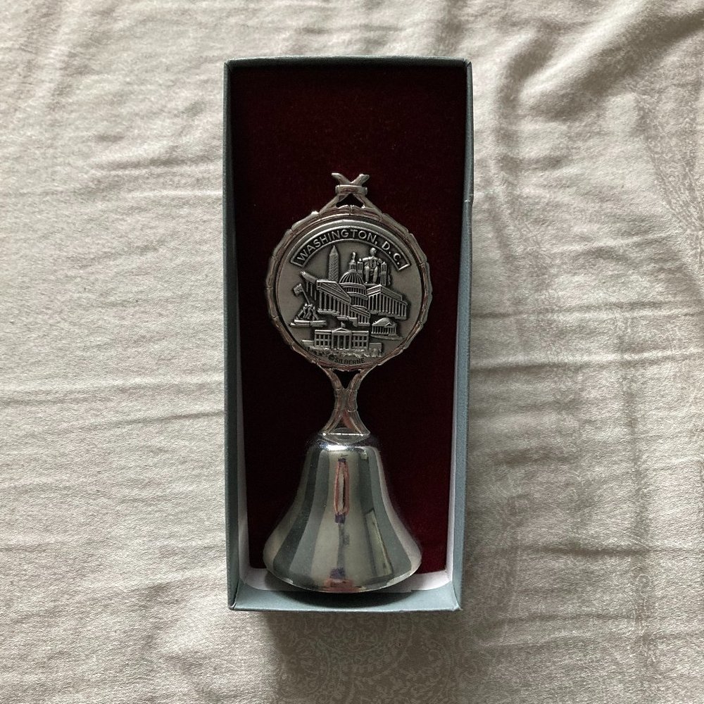 Souvenir keepsake Silver Bell Washington DC,  tourist historical  monuments